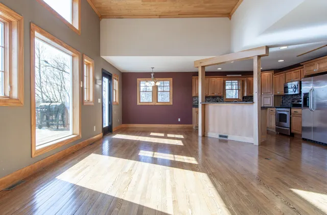 $799,900 | 15284 Beaver Dam Road, Brainerd, MN 56401