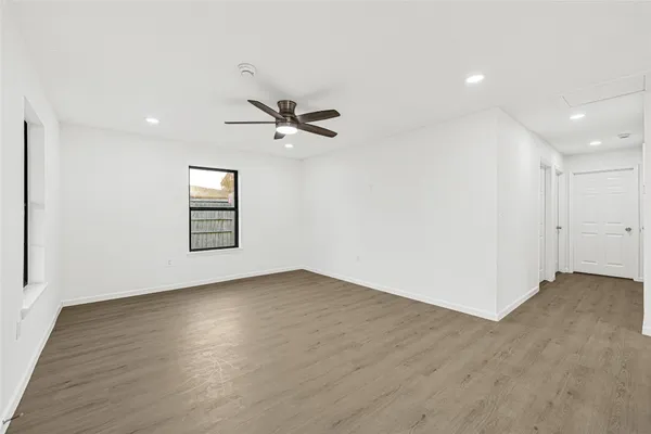 $1,800 | 1426 17th Street, Galena Park, TX 77547