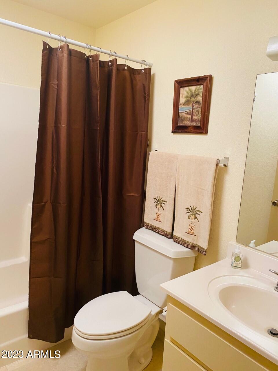 14300 West Bell Road, Unit 152 Surprise, AZ 85374 - Photo 11 of 21 Second Master Bath 2