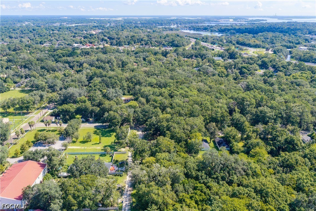 1602 Anderson Road Jacksonville, FL 32208 - Photo 6 of 24 Gallery Image 6