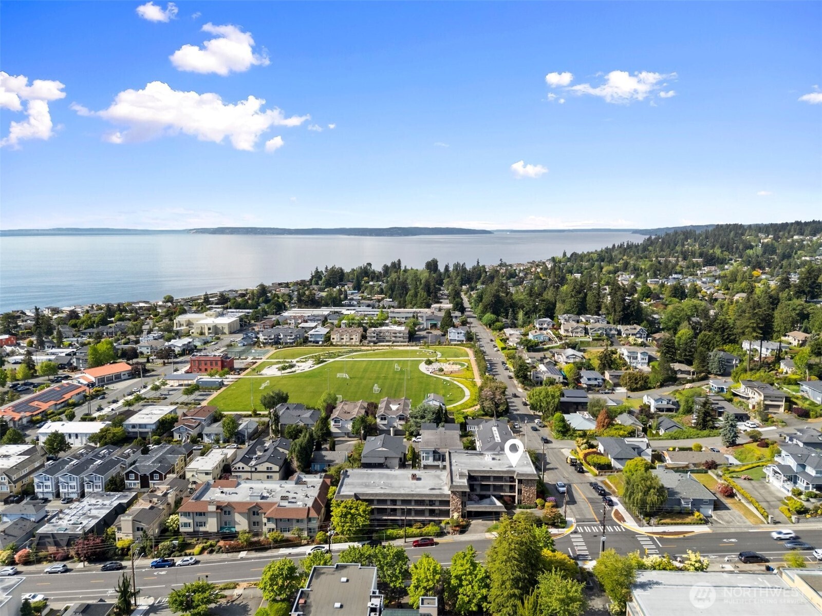 655 Main Street, Unit 305 Edmonds, WA 98020 - Photo 36 of 37