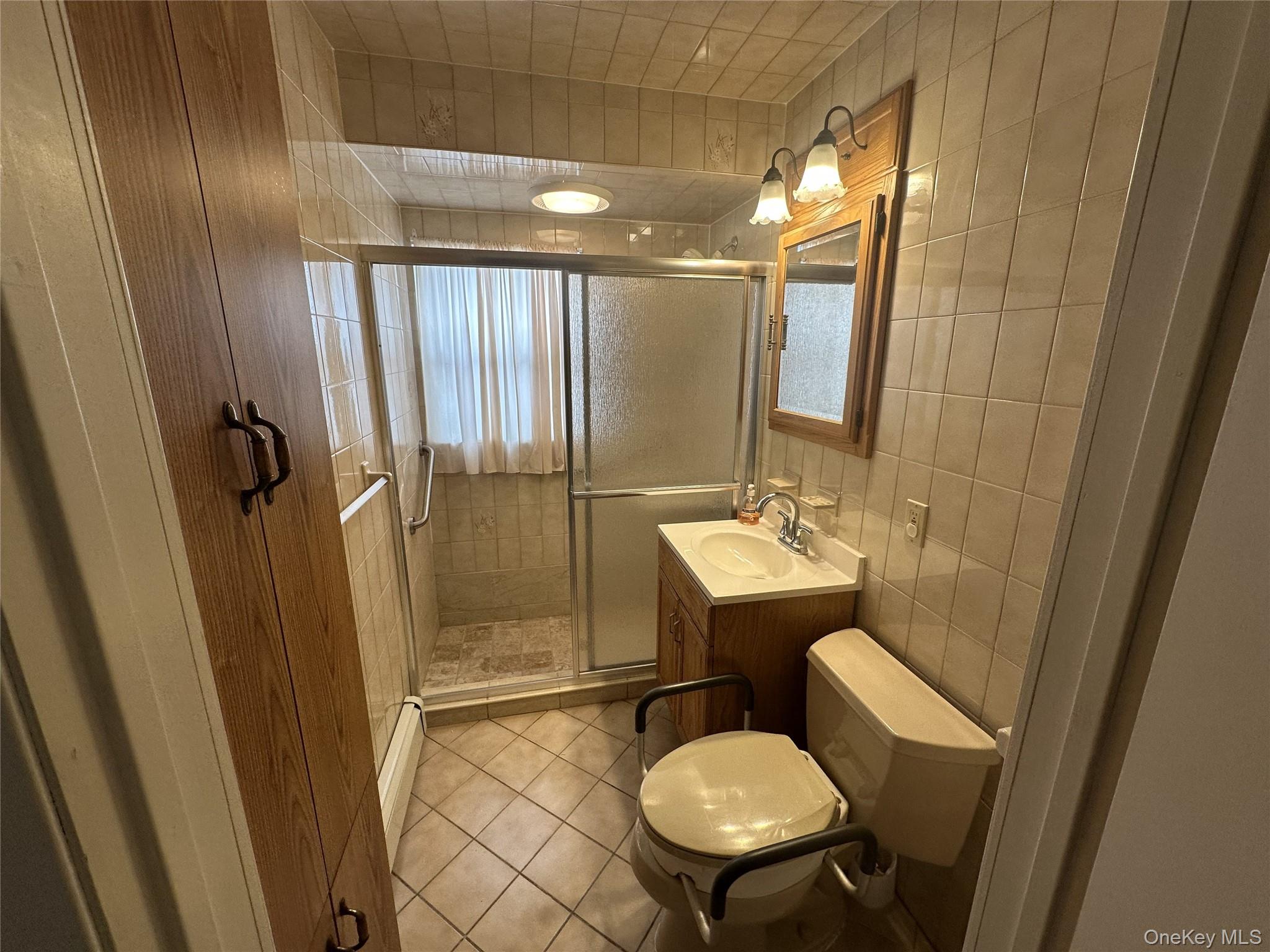 63 Morning Glory Road Levittown, NY 11756 - Photo 8 of 9