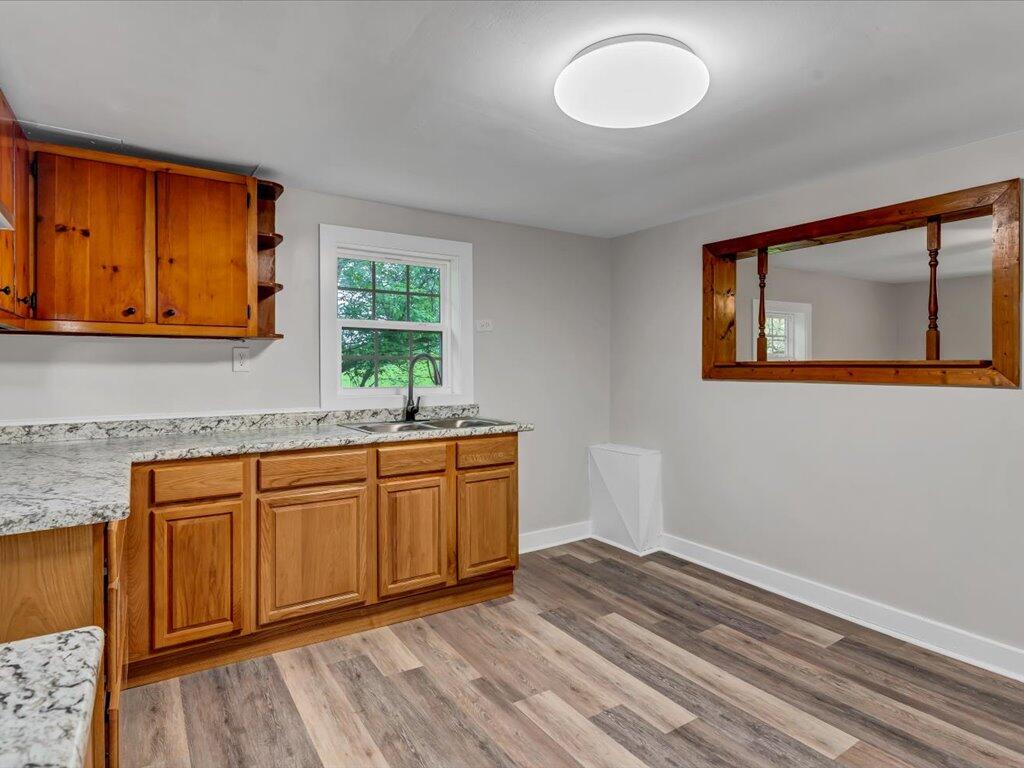 728 Old Point Pleasant Road Newport, TN 37821 - Photo 9 of 21 728 Old Point Pleasant - 8