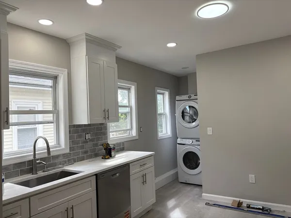 $4,800 | 186-188 Sheridan Avenue, Unit 2, Medford, MA 02155