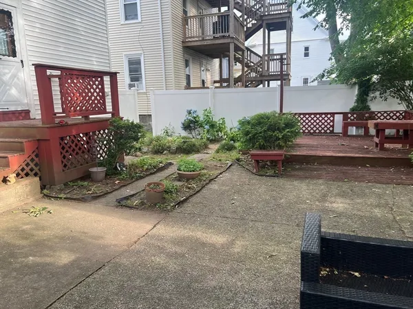 $4,800 | 186-188 Sheridan Avenue, Unit 2, Medford, MA 02155