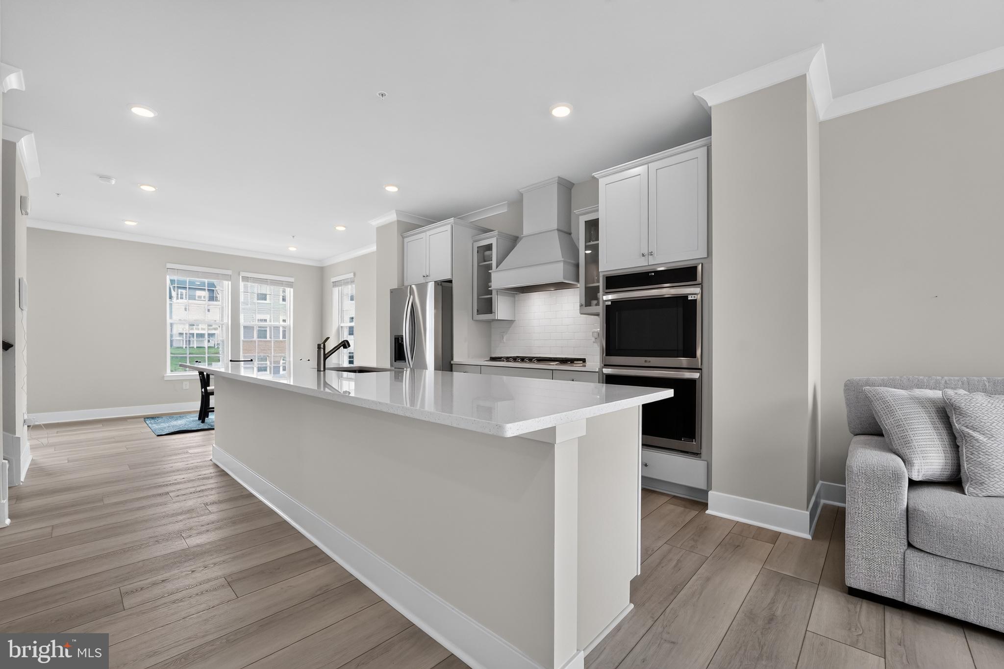 1808 Parham Way Baltimore, MD 21244 - Photo 9 of 31 Modern kitchen with sleek design.