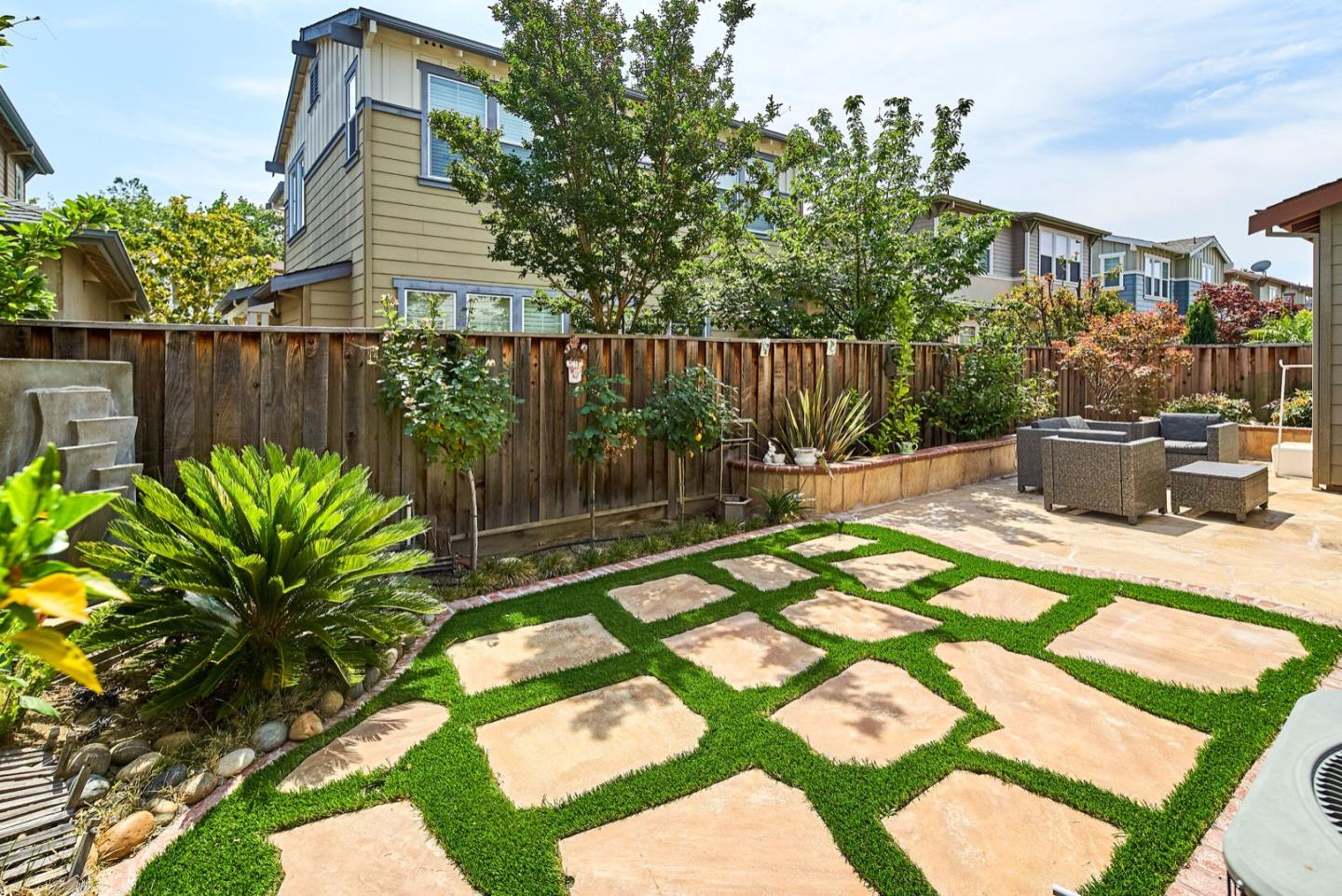 1570 Reston Terrace Sunnyvale, CA 94087 - Photo 37 of 39 a view of a backyard and a garden