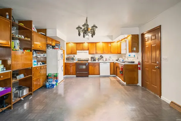 $650,000 | 371 West 12th Street, Peru, IN 46970