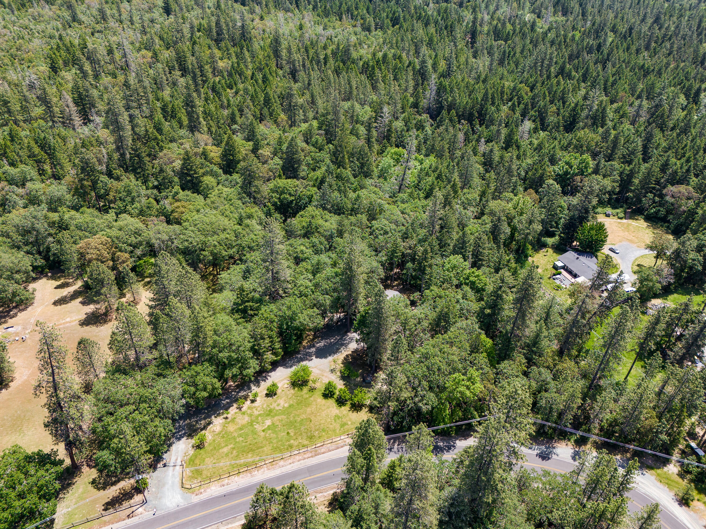 311 Peco Road Grants Pass, OR 97526 - Photo 55 of 67 6