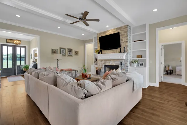 $1,499,900 | 69 Meadows Road, Hillsboro, TN 37342