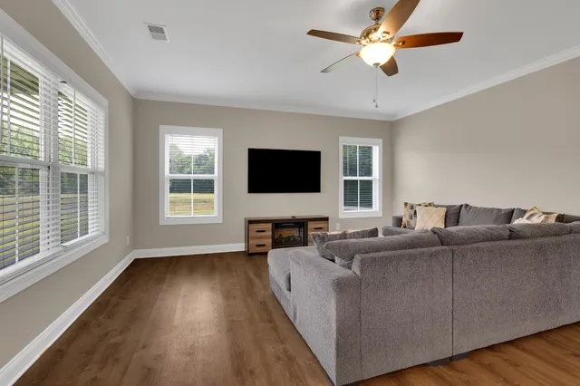 $1,499,900 | 69 Meadows Road, Hillsboro, TN 37342