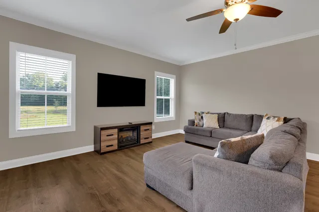 $1,499,900 | 69 Meadows Road, Hillsboro, TN 37342