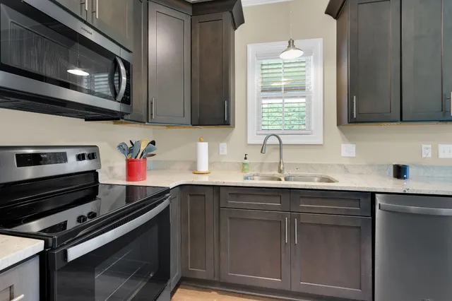 $1,499,900 | 69 Meadows Road, Hillsboro, TN 37342