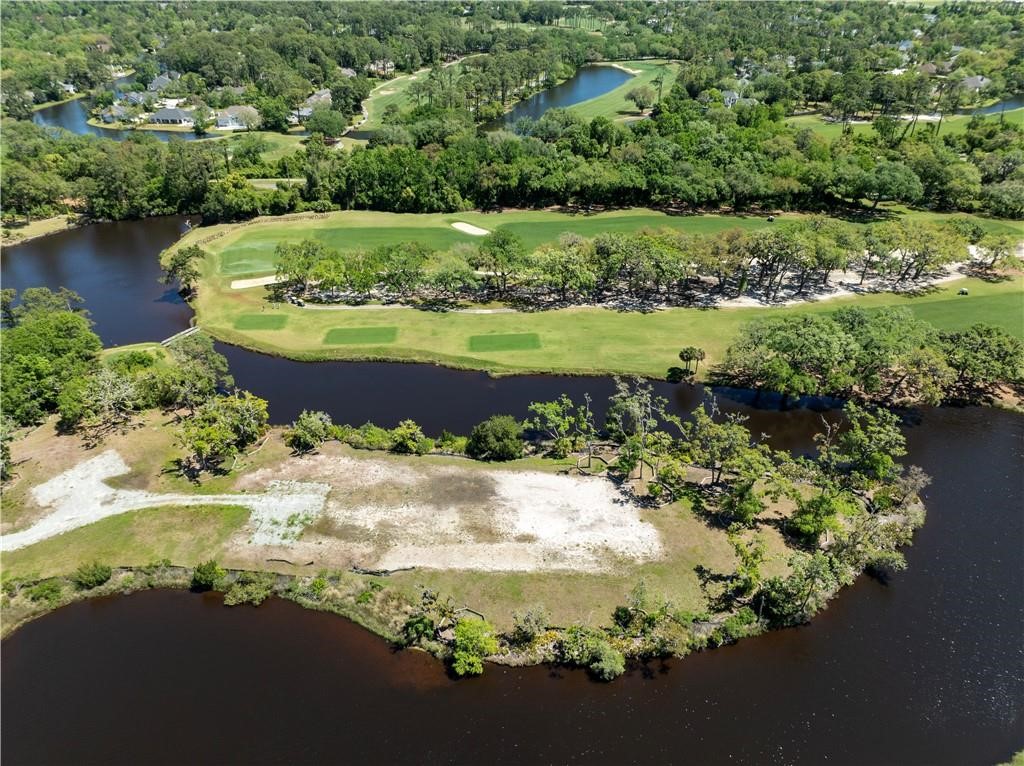 170 Point Lane St. Simons Island, GA 31522 - Photo 5 of 16