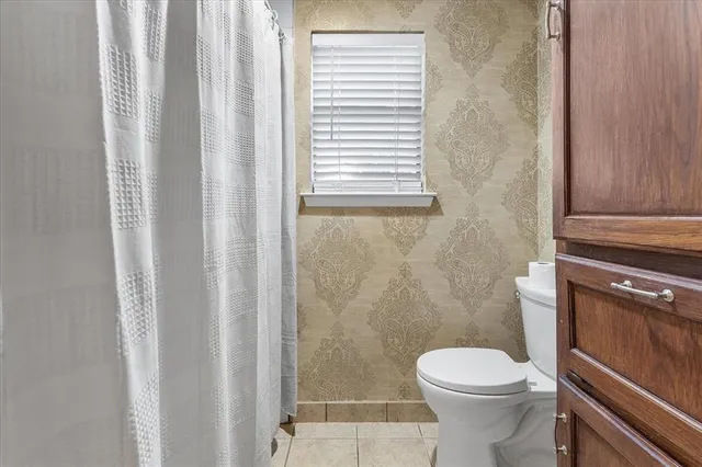 $320,000 | 3402 Hialeah Drive, Arlington, TX 76017