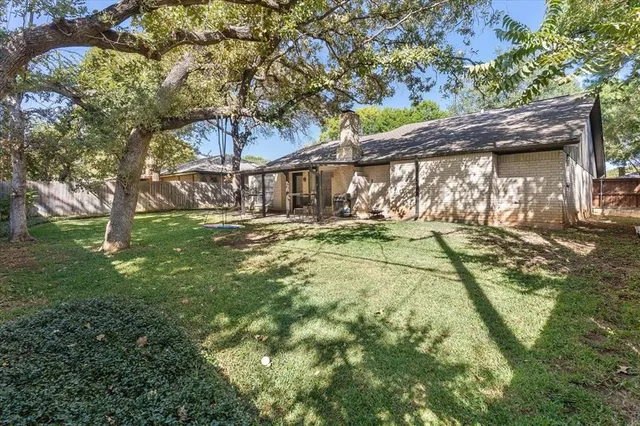 $320,000 | 3402 Hialeah Drive, Arlington, TX 76017