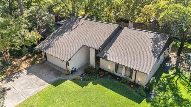 $320,000 | 3402 Hialeah Drive, Arlington, TX 76017