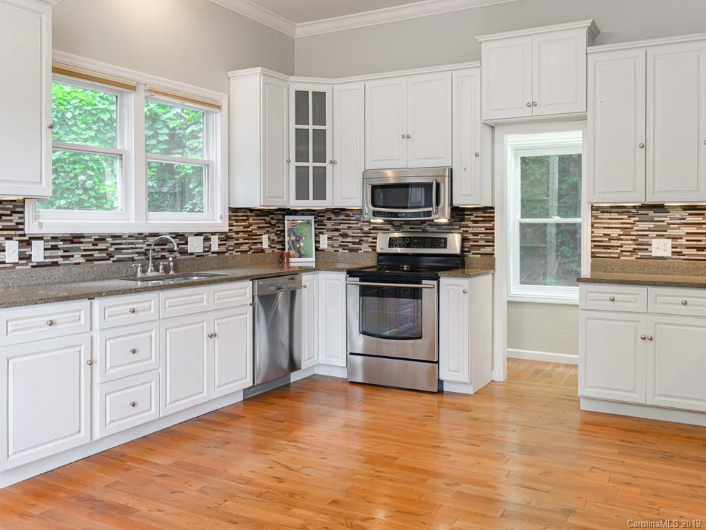 132 Hickory Forest Road Fairview, NC 28730 - Photo 11 of 35 Gallery Image 11
