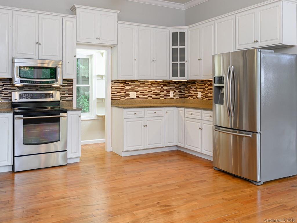 132 Hickory Forest Road Fairview, NC 28730 - Photo 12 of 35 Gallery Image 12