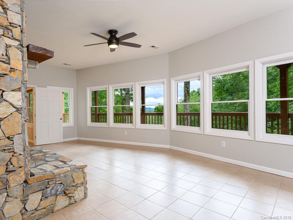 132 Hickory Forest Road Fairview, NC 28730 - Photo 17 of 35 Gallery Image 17