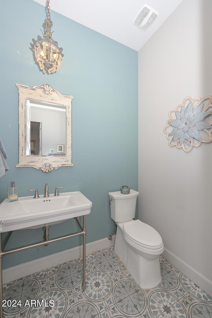 5861 East Cloud Road Cave Creek, AZ 85331 - Photo 30 of 48 Powder Room2