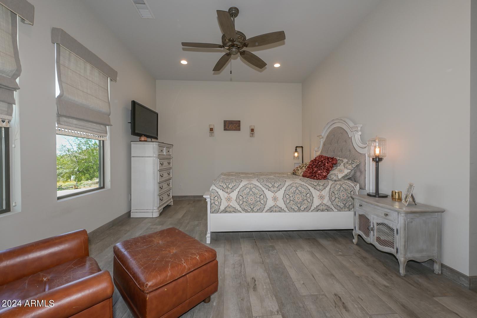 5861 East Cloud Road Cave Creek, AZ 85331 - Photo 32 of 48 3rd Bedroom