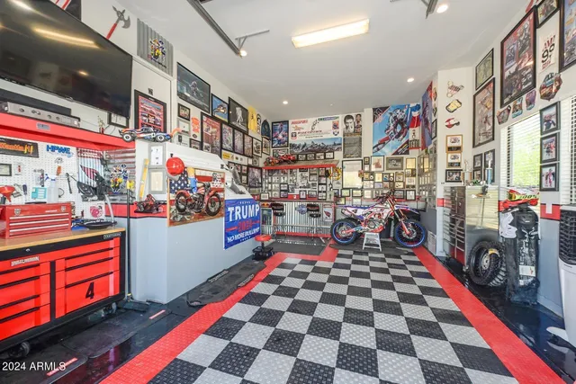 $10,000 | 5861 East Cloud Road, Cave Creek, AZ 85331