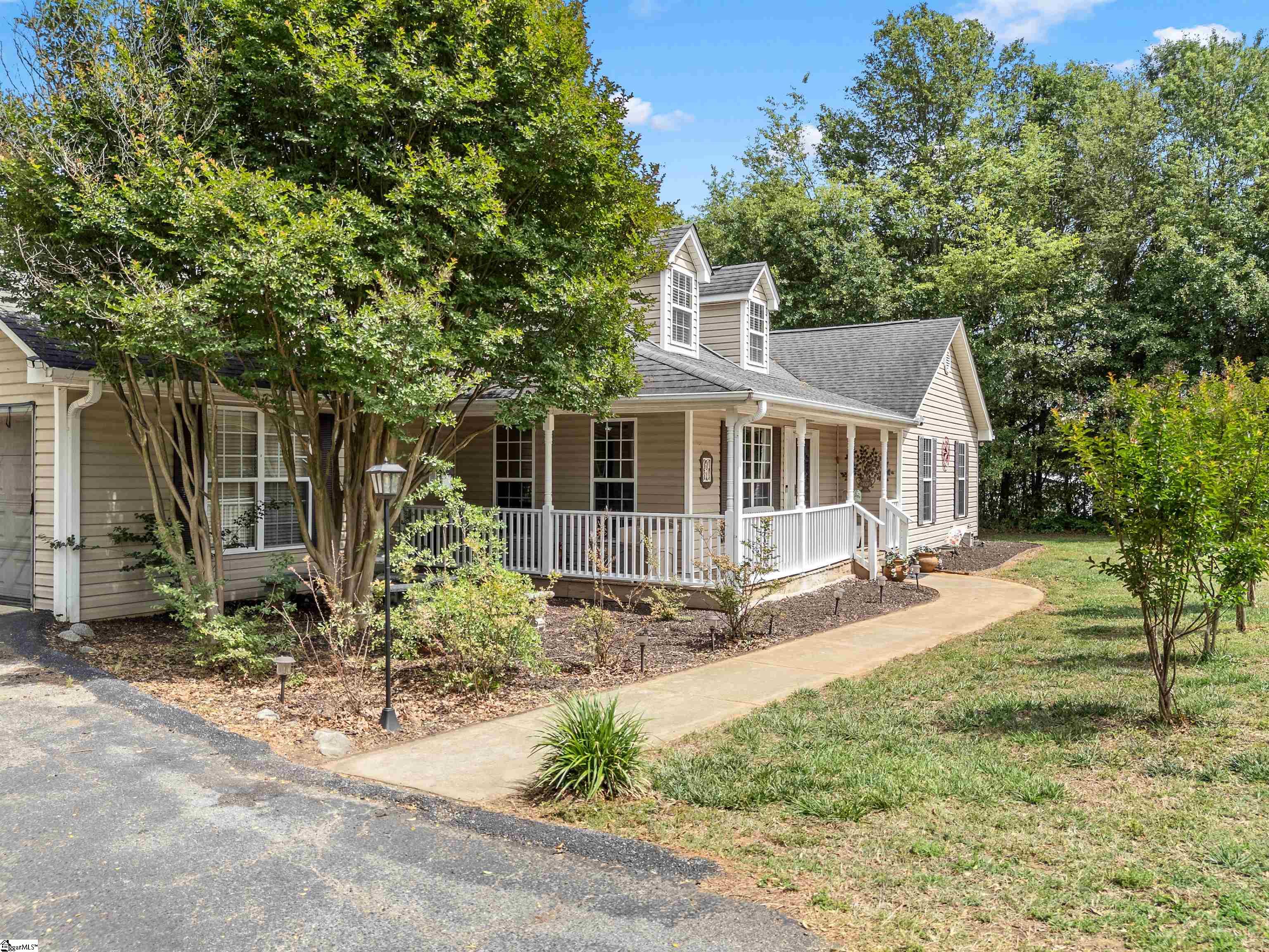 1915 Duncan Reidville Road Duncan, SC 29334 - Photo 3 of 41