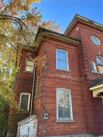 $400,000 | 6176 6193rd Lake, Cayuga, NY 13034