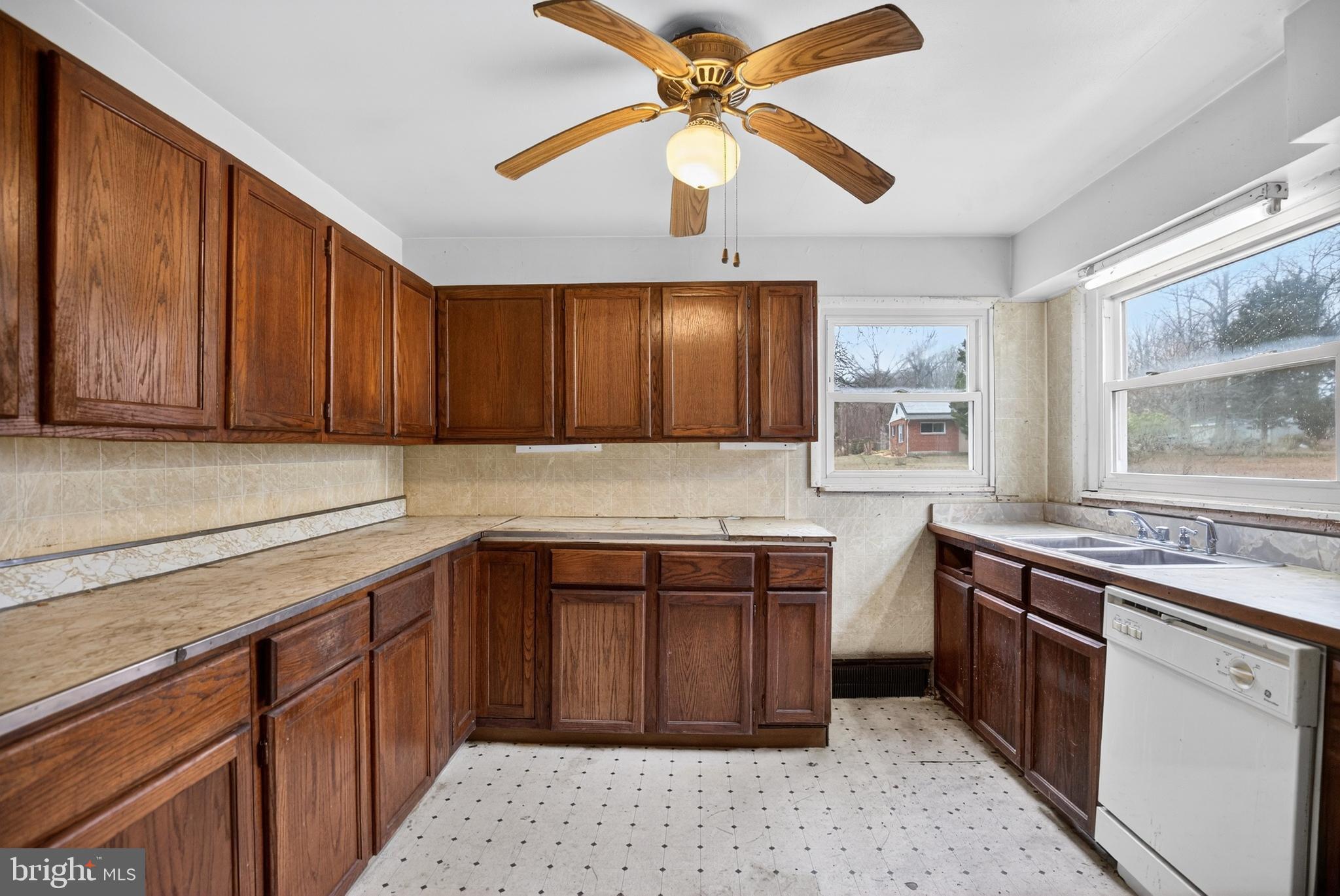 2730 Garwood Road Sicklerville, NJ 08081 - Photo 12 of 25