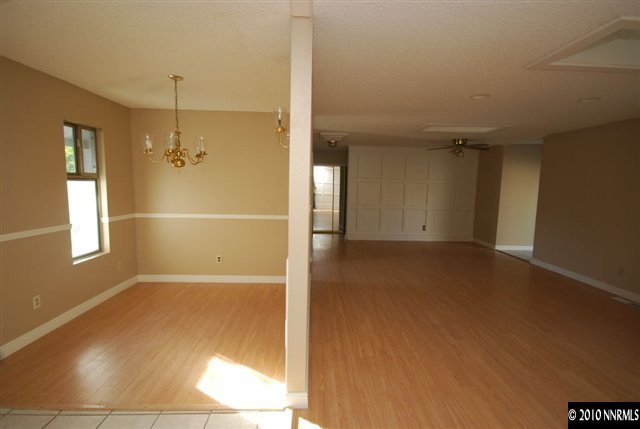 7570 Yorkshire Drive Reno, NV 89506 - Photo 3 of 9 Photo 3