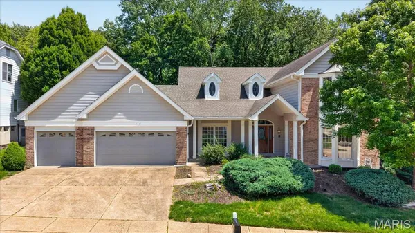 $575,000 | 310 Berry Bush Court, Wildwood, MO 63011