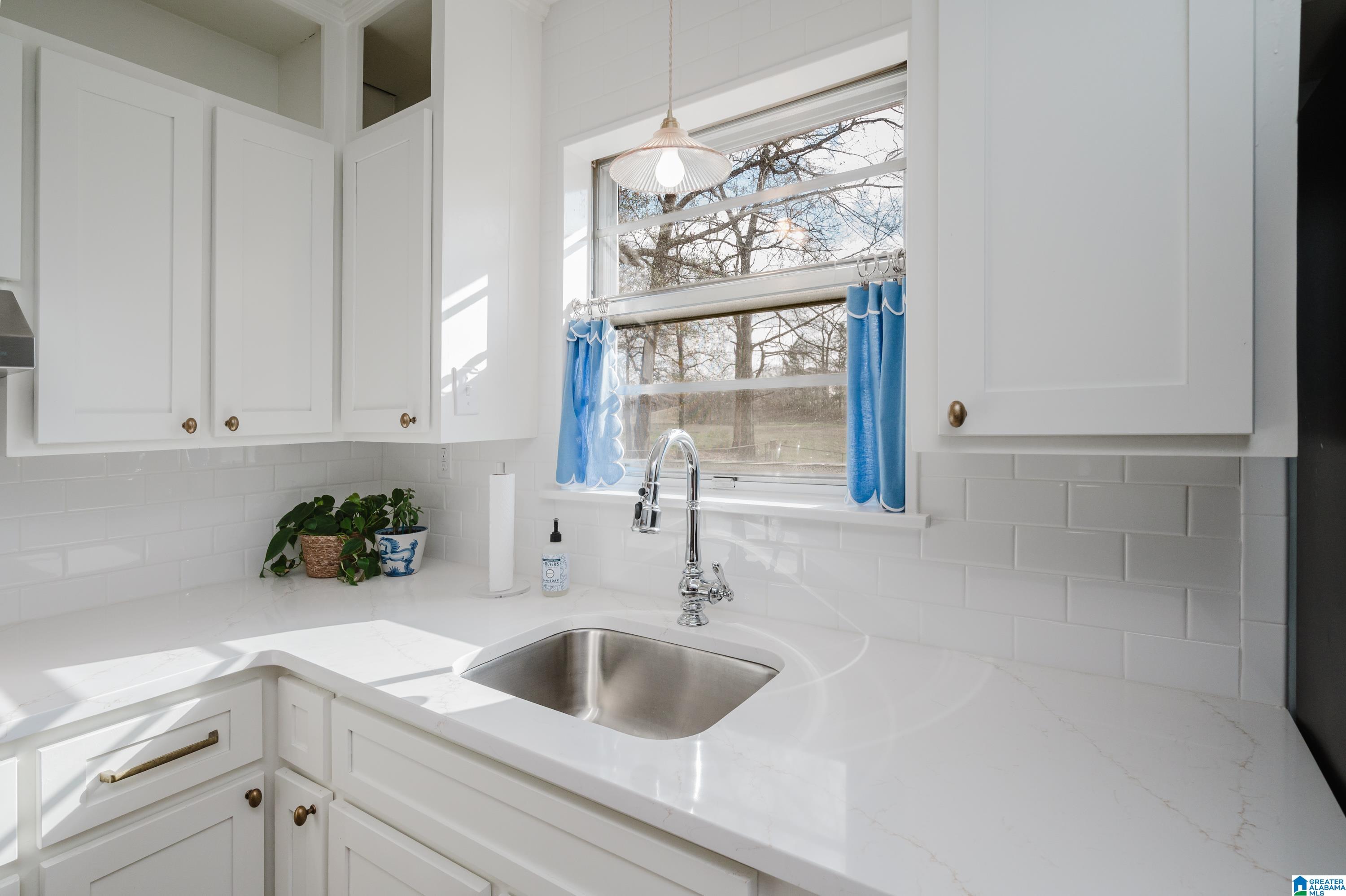 309 Northridge Road Gardendale, AL 35071 - Photo 6 of 41 Gallery Image 6