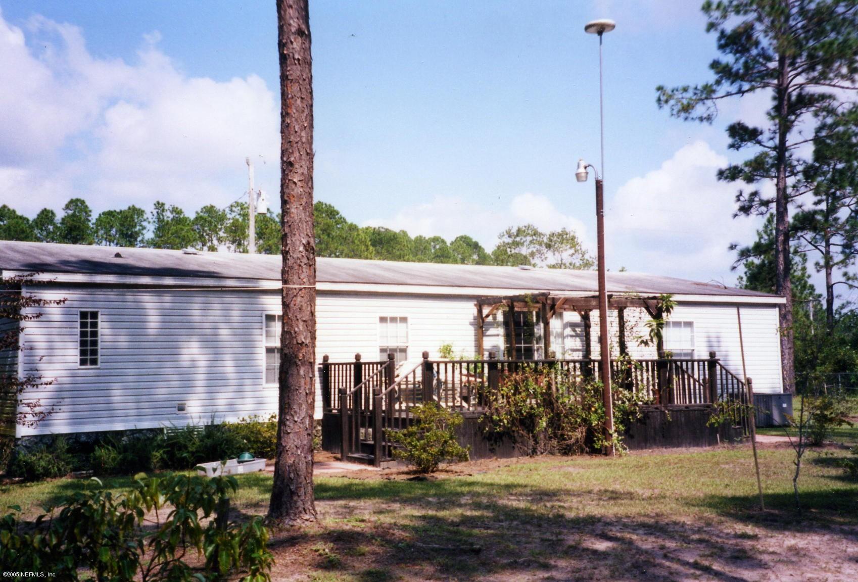 A view of the rear of the home
