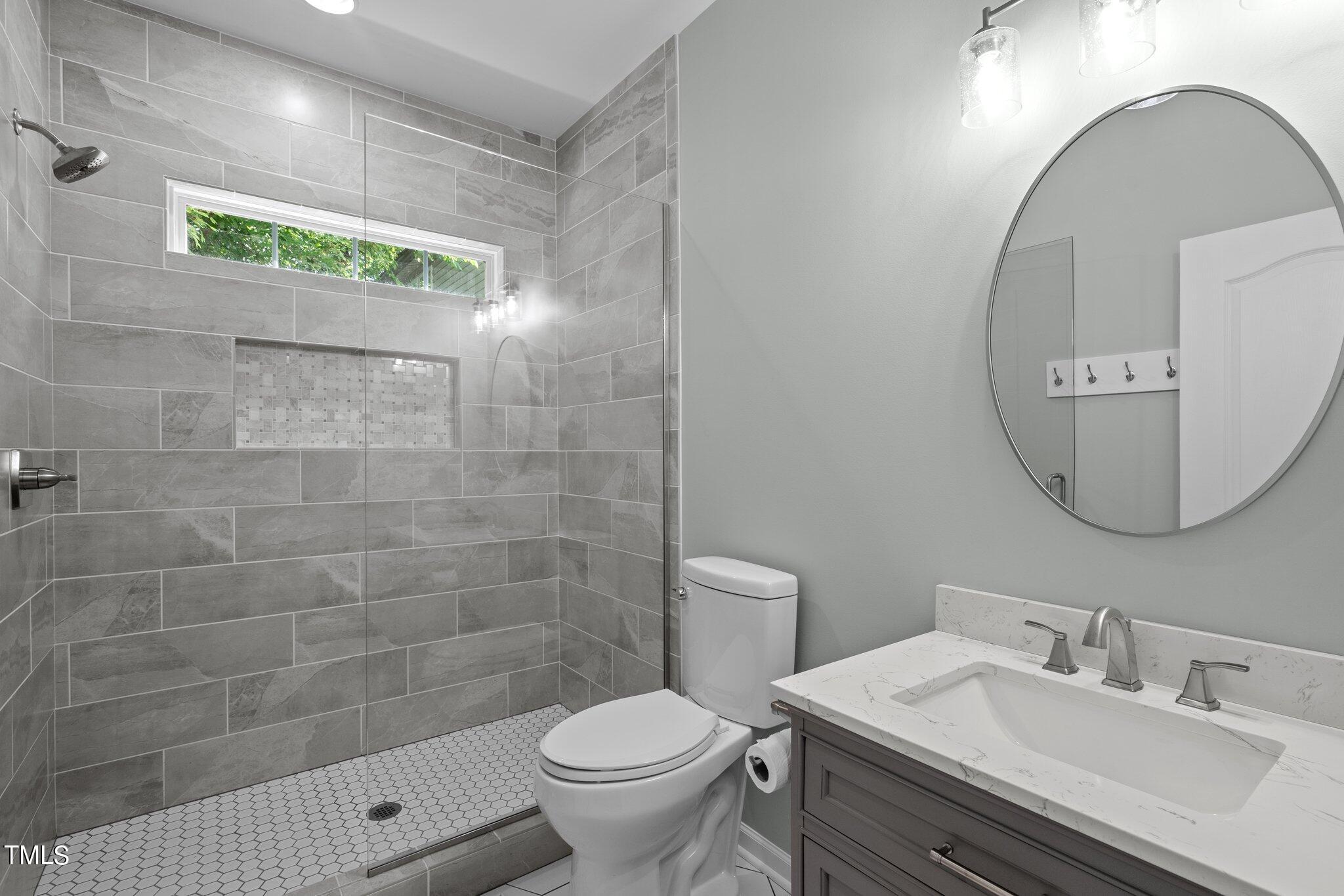 7608 Derek Drive Raleigh, NC 27613 - Photo 21 of 65 36-web-or-mls-_NFP5331