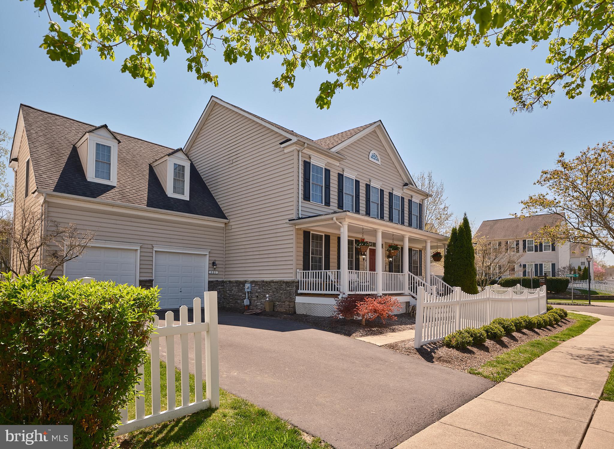 301 Kennard Road Perkasie, PA 18944 - Photo 2 of 39
