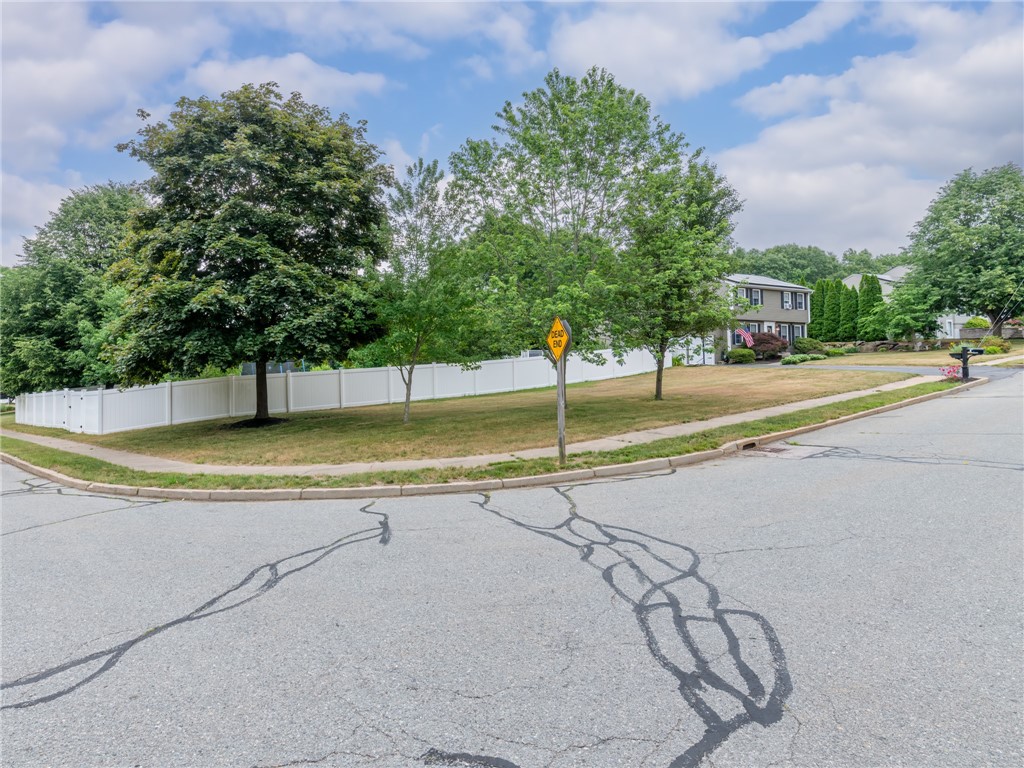 2 Brookfield Road Coventry, RI 02816 - Photo 3 of 43