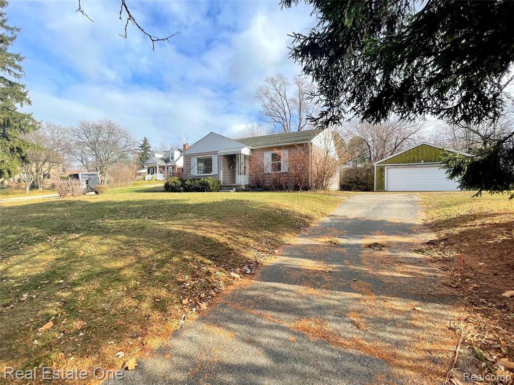 230 North Alice Avenue Rochester, MI 48307 - Photo 6 of 14