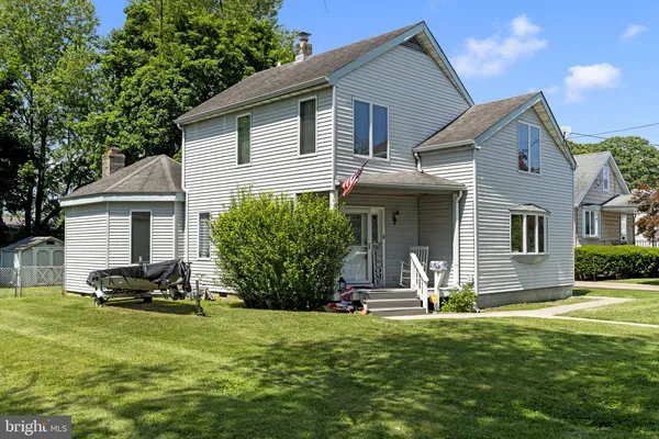 $364,999 | 1073 Wallace Avenue, Roebling, NJ 08554