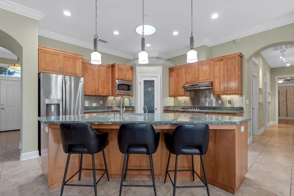 $690,000 | 3685 Wimbledon Drive, Redding, CA 96002