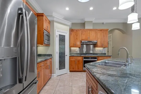 $690,000 | 3685 Wimbledon Drive, Redding, CA 96002