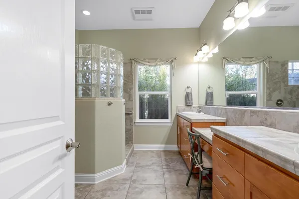 $690,000 | 3685 Wimbledon Drive, Redding, CA 96002