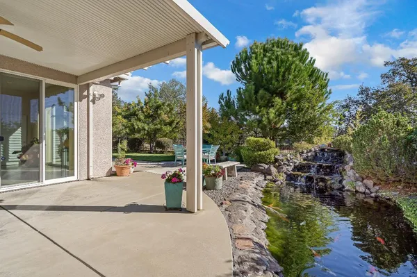 $690,000 | 3685 Wimbledon Drive, Redding, CA 96002