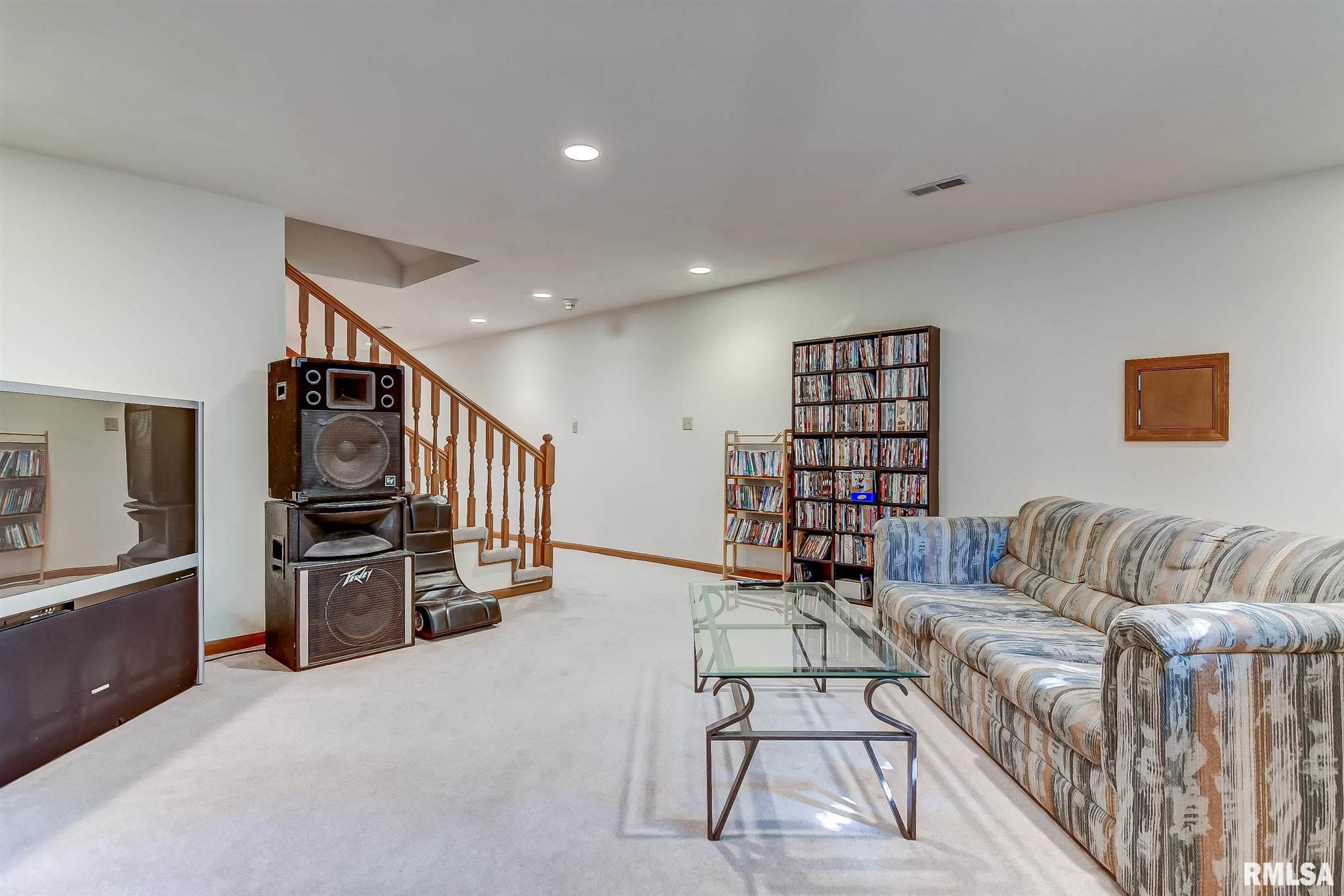 2308 Peppermill Pointe Court Springfield, IL 62712 - Photo 41 of 50 Gallery Image 41