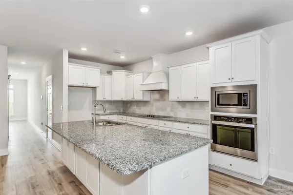 $3,200 | 3285 Southwind Drive, Gulf Breeze, FL 32563