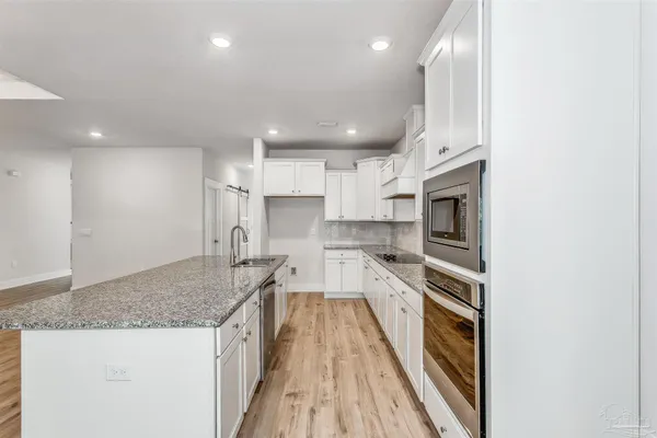 $3,200 | 3285 Southwind Drive, Gulf Breeze, FL 32563