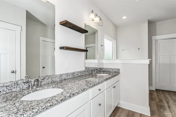 $3,200 | 3285 Southwind Drive, Gulf Breeze, FL 32563