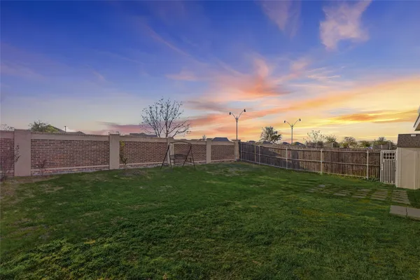 $2,500 | 324 Buckeye Avenue, Princeton, TX 75407