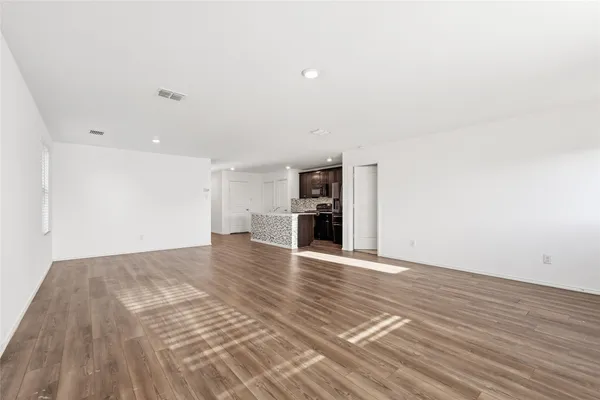 $2,500 | 324 Buckeye Avenue, Princeton, TX 75407