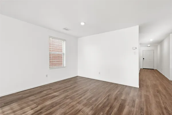 $2,500 | 324 Buckeye Avenue, Princeton, TX 75407